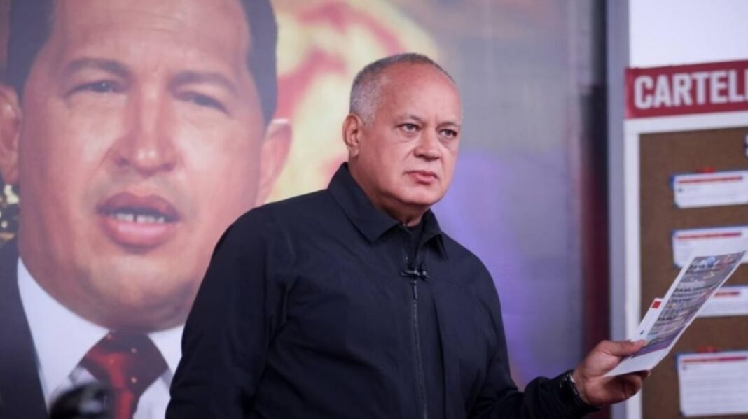 Diosdado Cabello asegura que el rector Delpino se dirige a EEUU