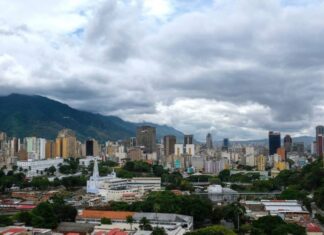 Activan nuevas maquinarias de limpieza en Caracas (+Fotos)