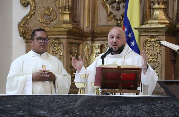 Vecinos de Chacao solicitan beatificación del padre Juan Grilc (+Detalles)